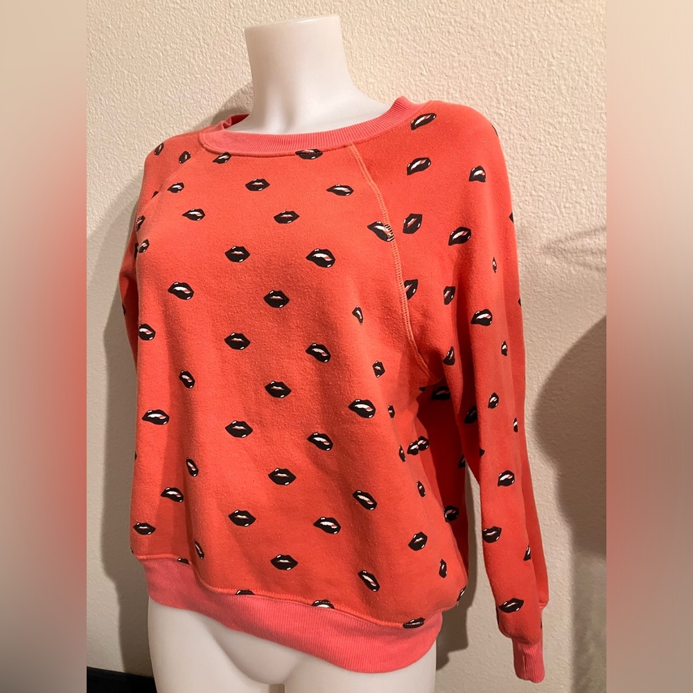 Wildfox black lips sweater!
